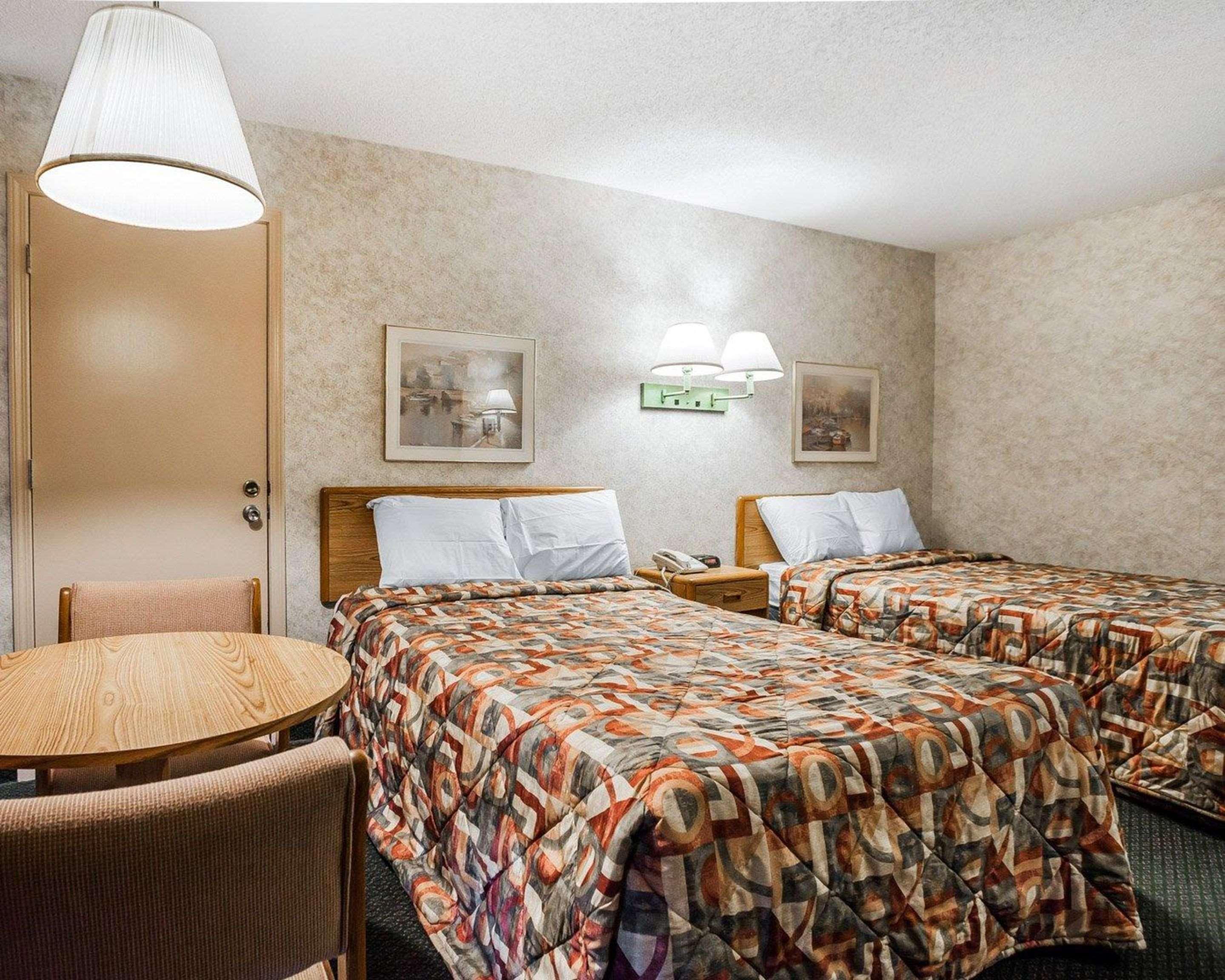 Econo Lodge Jefferson City Zewnętrze zdjęcie