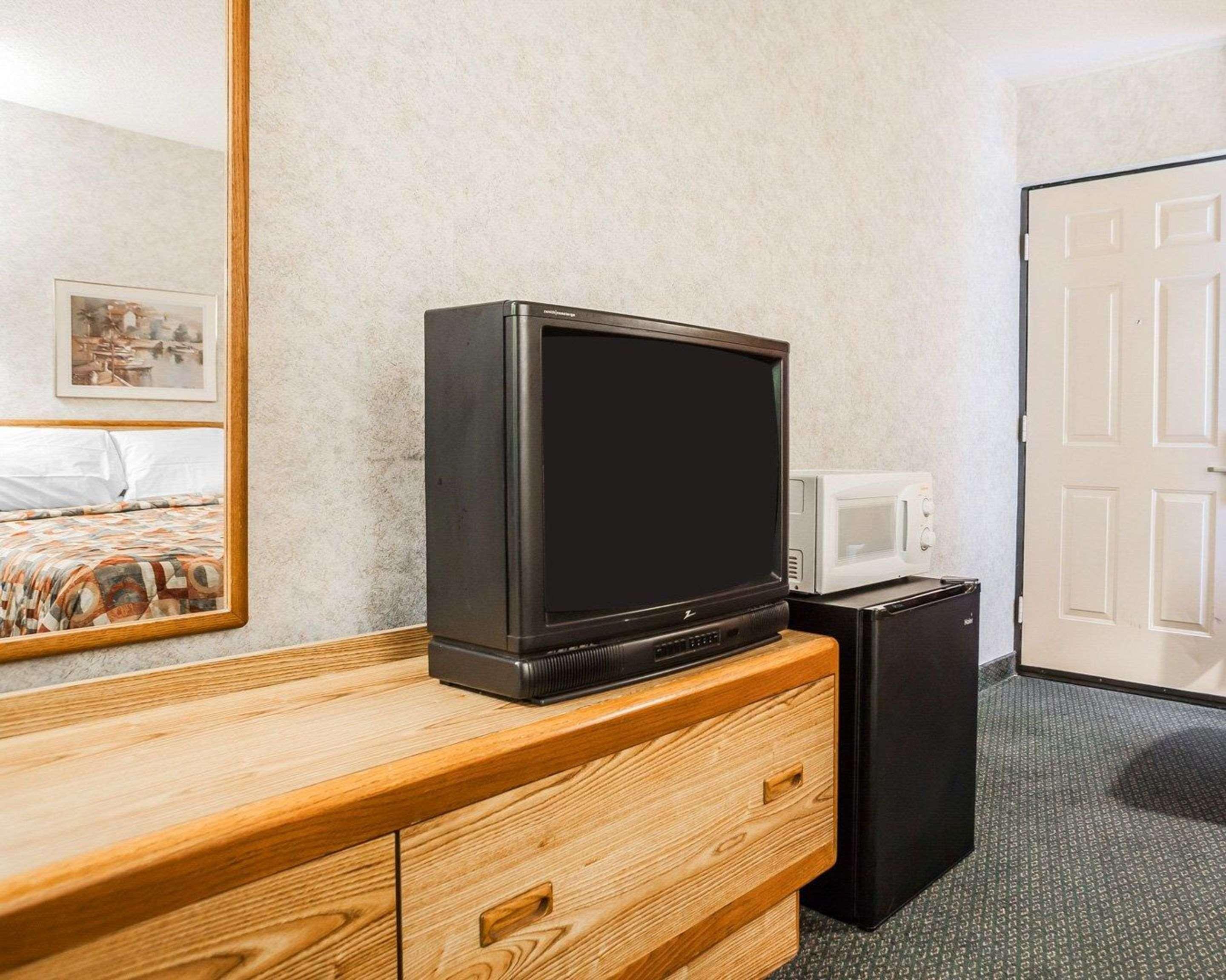 Econo Lodge Jefferson City Zewnętrze zdjęcie