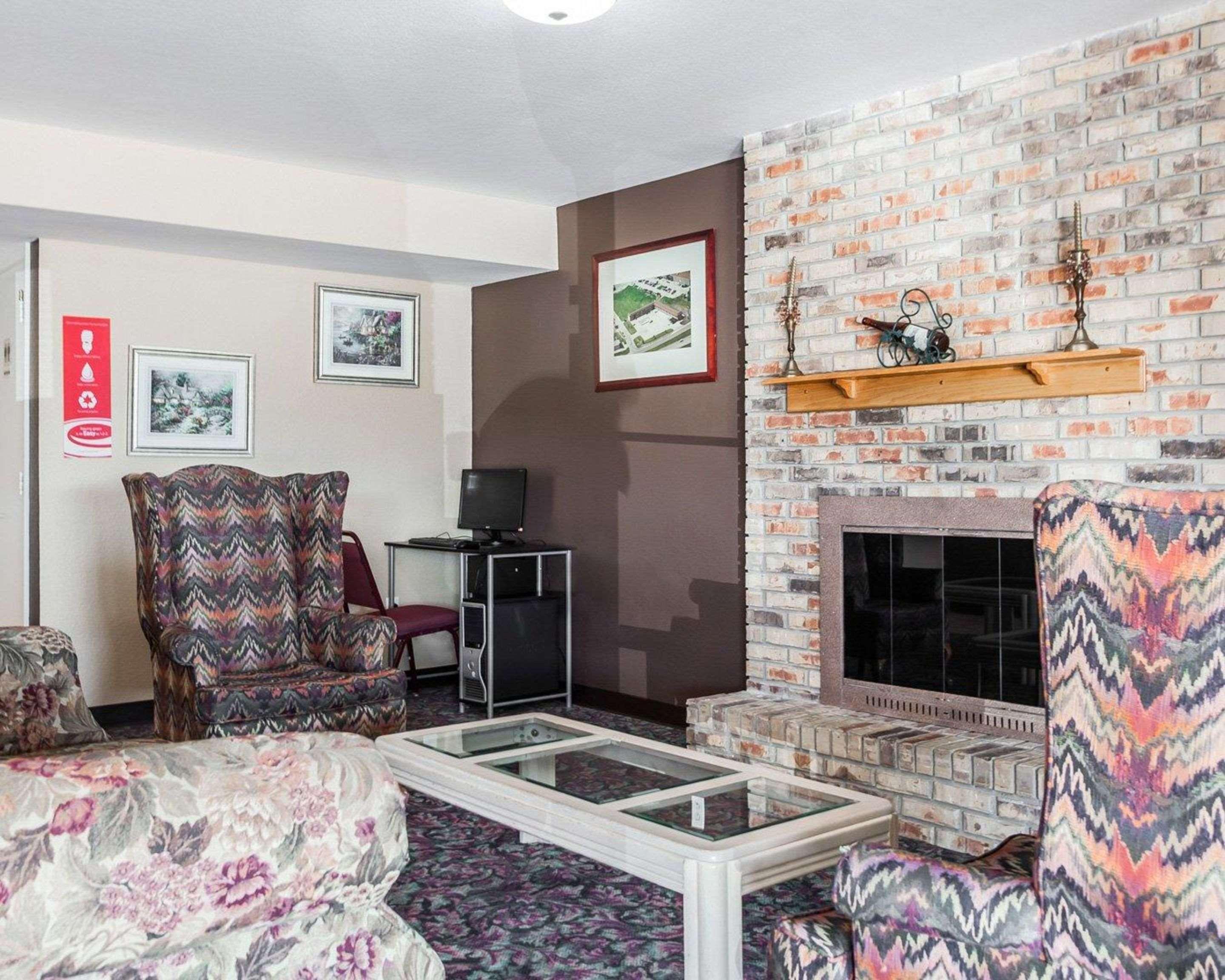 Econo Lodge Jefferson City Zewnętrze zdjęcie